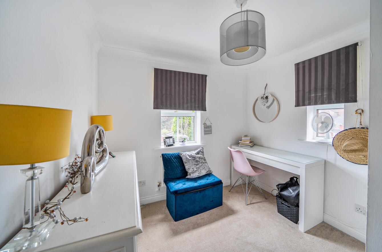 Ffordd Taliesin, Killay, Swansea, SA2 7DF